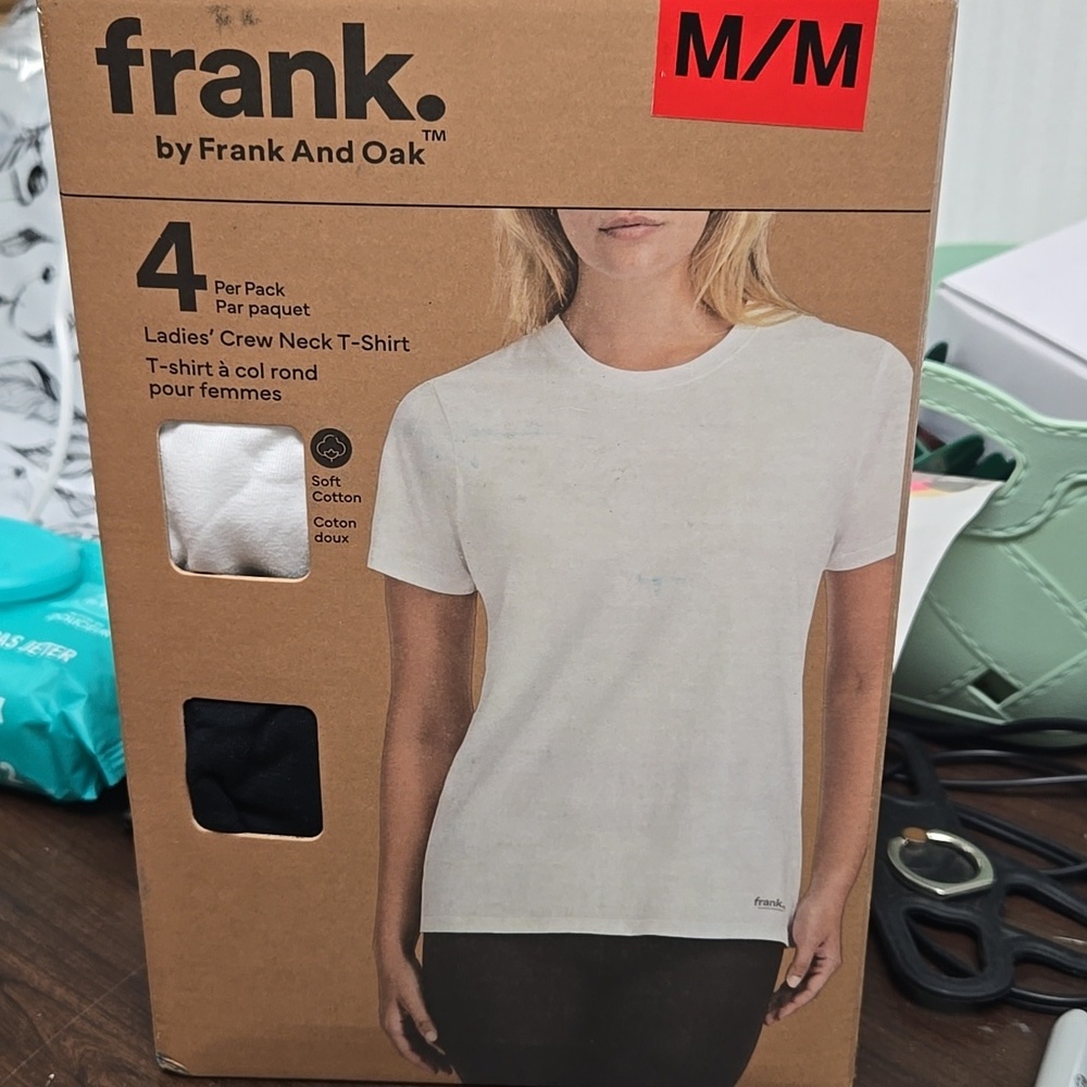 Frank & Oak Size M Black and White 4 Pack of Cotton Crew Neck T-Shirts